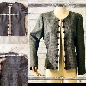 TAHARI ( Arthur S. Levine ) elegant blazer NWT